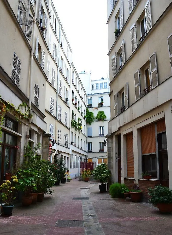 Charming Small Duplex - Heart Of Paris Hotel 0*,