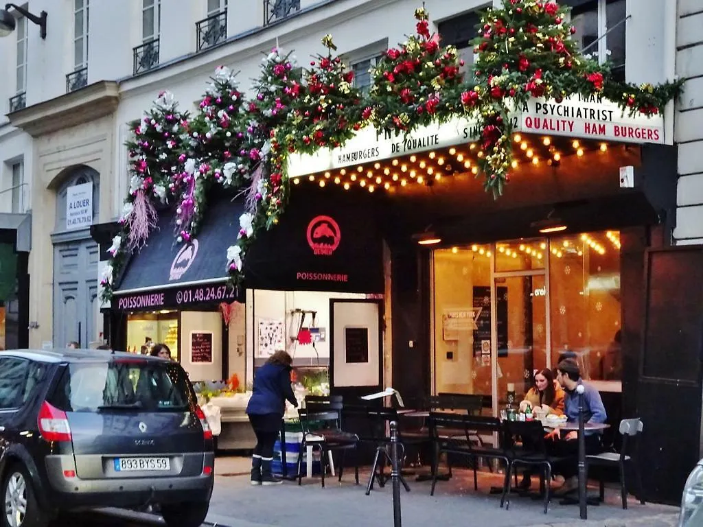 Charming Small Duplex - Heart Of Paris Hotel Apartment
